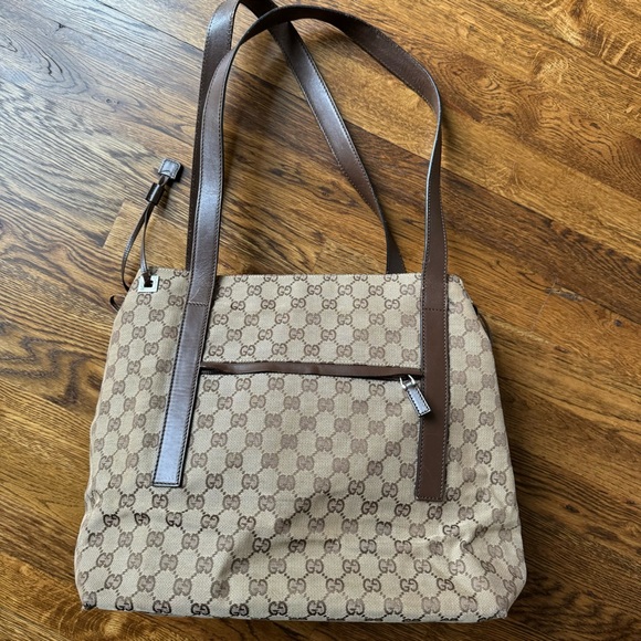 ❤️LAST CHANCE❤️ Gucci Vintage GG Canvas & Leather Tote - Picture 2 of 14